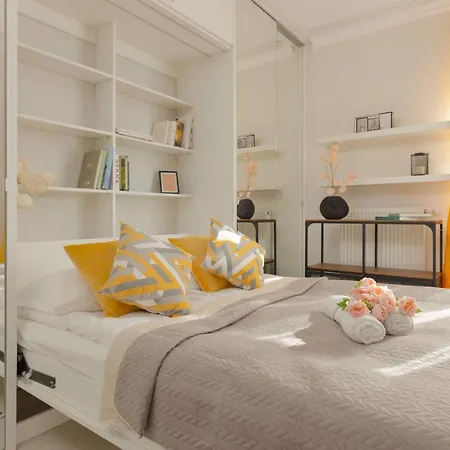 Apartament Lakeview Kapelanów Armii Krajowej By Renters
