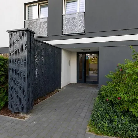 Lakeview Kapelanów Armii Krajowej By Renters